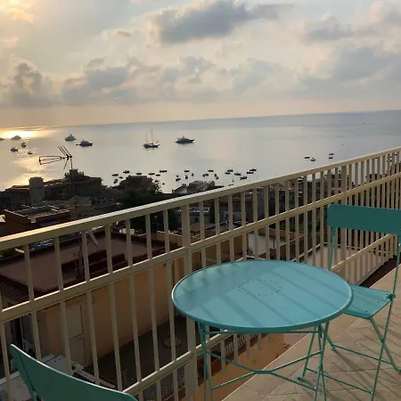 Taormina Wonderful Solarium * Джардини-Наксос